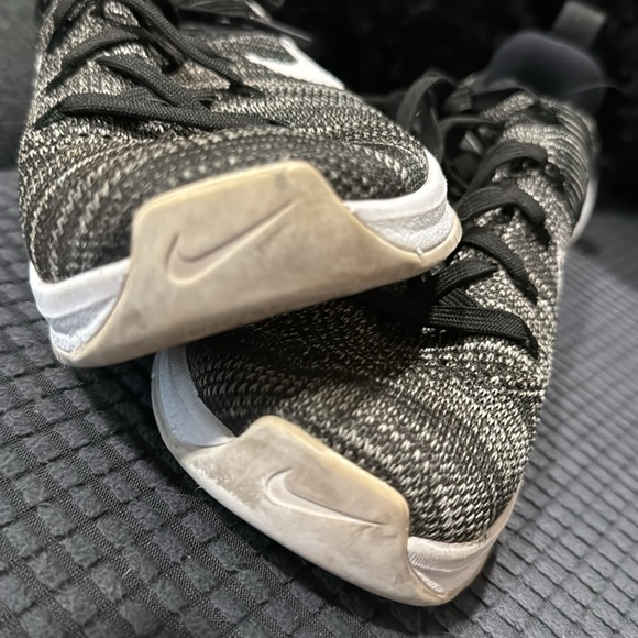 Nike METCON trainers - Picture 4 of 6